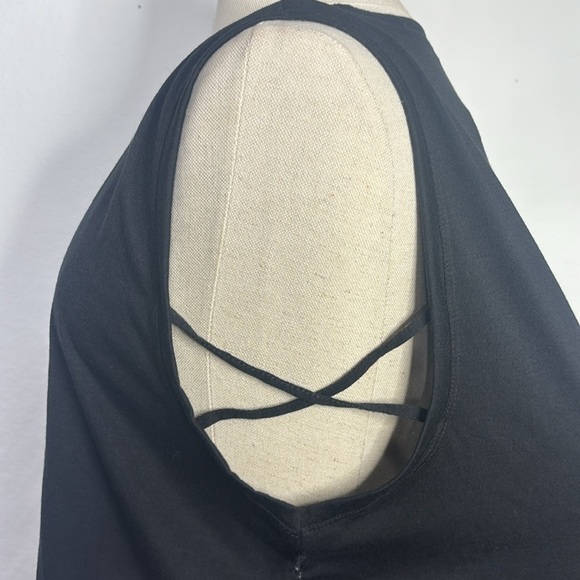 Wildfox SweaBlack Criss Cross Sides Boxy Muscle Tank Top Haley Crop size L - Picture 7 of 13